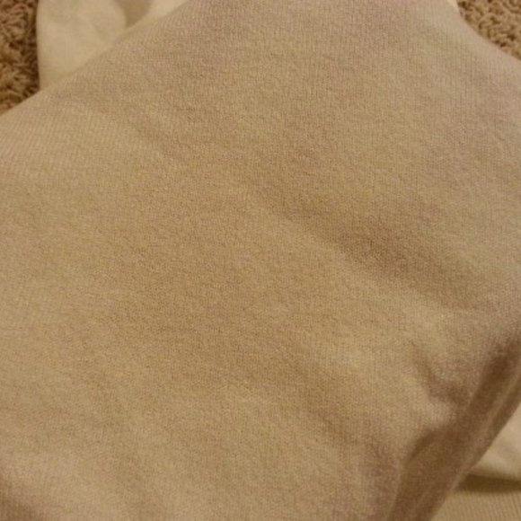 NWT THEORY twist front knit top (P.M) - Picture 6 of 9